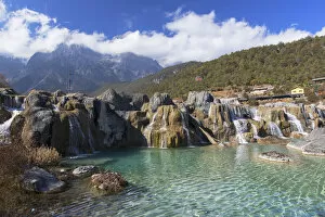 Images Dated 14th February 2017: Blue Moon Lake and Jade Dragon Snow Mountain (Yulong Xueshan), Lijiang, Yunnan, China