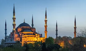 Images Dated 19th June 2019: Blue Mosque Panorama at sunset, Turkey, Istanbul
