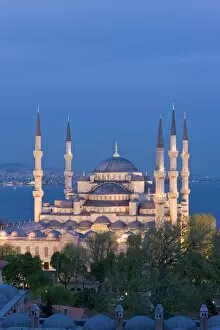 Sky Line Gallery: Blue Mosque, Sultanahmet, Bosphorus, Istanbul, Turkey