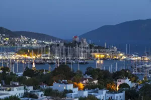 Turkish Collection: Bodrum Harbour and The Castle of St. Peter, Bodrum, Bodrum Peninsula, Turkey