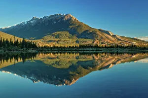 Images Dated 3rd May 2023: Bosche Range reflected in Jasper Lake (Athabasca River), Jasper National Park, Alberta, Canada