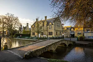 Images Dated 22nd January 2021: Bourton-on-the-water, the Cotswolds, Gloucestershire, England, UK