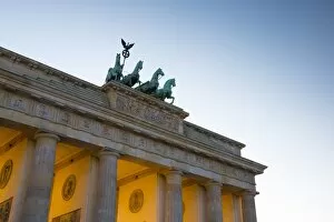 Images Dated 4th June 2014: Brandenburg Gate, Berlin, Germany