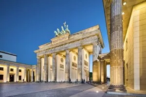 The City at Night Gallery: Brandenburg Gate, Pariser Platz, Berlin, Germany