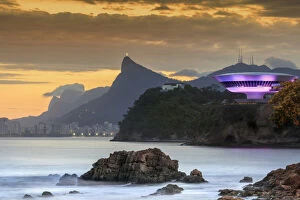 Images Dated 27th June 2017: Brazil, Niteroi, view of the Rio de Janeiro landscape from Niteroi city with Oscar