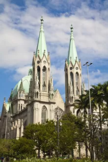 Brazil, Sao Paulo, Sao Paulo, Praca de Se - Cathedral Square, Se Metropolitan Cathdral
