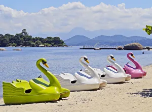 Images Dated 23rd September 2016: Brazil, State of Rio de Janeiro, Guanabara Bay, Paqueta Island, Swan Pedalos on Jose