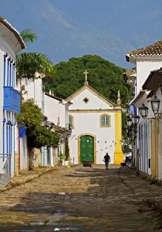 Images Dated 10th September 2015: Brazil, State of Rio de Janeiro, Paraty, View of Rua Samuel da Costa and Nossa Senhora