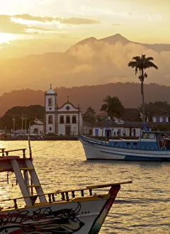 Brazil, State of Rio de Janeiro, Sunset over Paraty