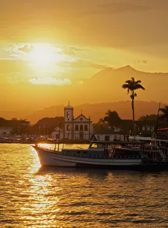 Brazil, State of Rio de Janeiro, Sunset over Paraty