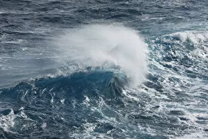 Images Dated 4th March 2021: Breaking wave - France, Reunion, Saint-Joseph, Cap Mechant - Mascarene Islands