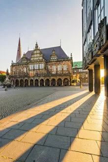 Images Dated 25th August 2017: Bremen, Bremen State, Germany. Town Hall and Marktplatz at sunrise