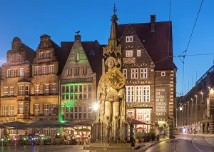Roland Statue Prints: Bremer Roland and historic houses on the market square in the evening, Bremen, Germany