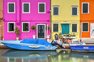Burano Prints: Brightly coloured houses, Burano, Venice, Veneto, Italy