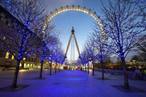 Lit Up Gallery: The British Airways London Eye