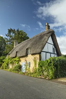 Images Dated 22nd January 2021: Broadway, The Cotswolds, England, UK