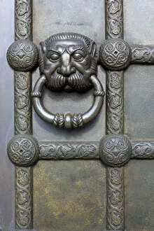 Images Dated 14th December 2010: Detail of bronze door, Russian Memorial Church (1913), Leipzig, Saxony, Germany