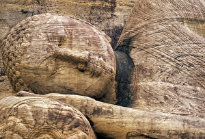 Buddha Statue Gallery: Buddha Statue