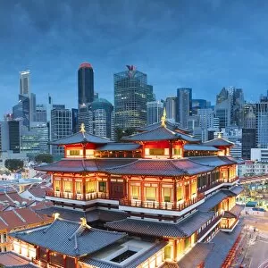 Chinatown Collection: Buddha Tooth Relic Temple and skyscrapers, Chinatown, Singapore