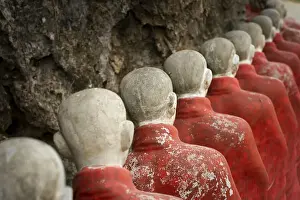 Creative Prints: Many Buddhist monk statues standing in a row at Kaw Ka Thaung Cave, Hpa-an