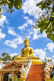 Images Dated 5th August 2020: A buddhist temple high in the mountains in Pai, Mae Hong Son province, Northern Thailand
