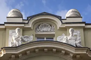 Bulgaria, Sofia, downtown Jugenstil building details