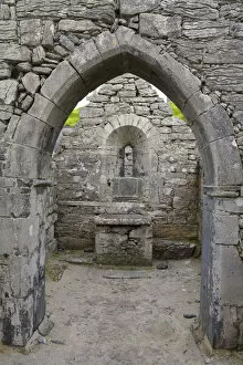 Images Dated 11th May 2009: Buried Church of St. Cavan, Inisheer, Aran Islands, Co. Galway, Ireland
