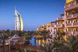 Middle East Prints: Burj Al Arab & Jumeirah Al Qasr hotels, Madinat Jumeirah, Dubai, United Arab Emirates