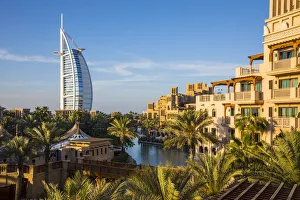 Middle East Prints: Burj Al Arab & Jumeirah Al Qasr hotels, Madinat Jumeirah, Dubai, United Arab Emirates
