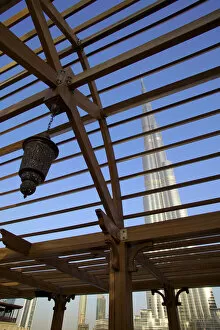 Images Dated 5th January 2011: Burj Khalifa, Dubai, United Arab Emirates