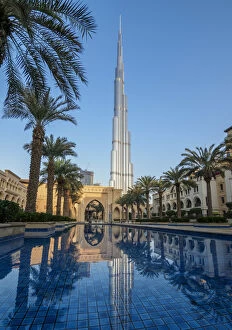 Images Dated 6th January 2018: Burj Khalifa Skyscraper and Palace Downtown, Dubai, United Arab Emirates