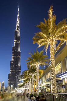 Arabian Peninsula Collection: Burj Khalifa (worlds tallest building), Downtown, Dubai, United Arab Emirates