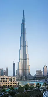 Images Dated 4th April 2013: Burj Khalifa (worlds tallest building), Downtown, Dubai, United Arab Emirates