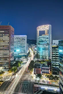 Images Dated 8th May 2013: Busy Namdaemun-ro at dusk in Myeong-dong, Myeongdong, Seoul, South Korea
