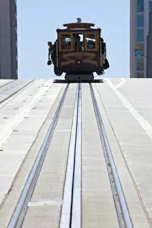 Cable car crossing California Street in San Francisco, California, USA