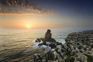 Images Dated 11th November 2016: Cabo Carvoeiro and Nau dos Corvos at sunset, in front of the Atlantic Ocean. Peniche