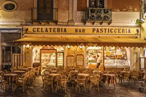Summer Evening Prints: Cafe in the old town of Capri, Gulf of Naples, Campania, Italy
