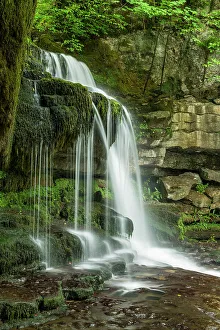 Images Dated 1st March 2023: Caldron Falls, West Burton, Yorkshire Dales, England
