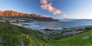 Twelve Apostles Gallery: Camps Bay, Cape Town, Western Cape, South Africa