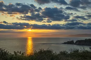 Canada, Maritimes, Nova Scotia, Bay of Fundy Cape Enrage, sunset