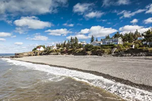 Images Dated 13th March 2019: Canada, Nova Scotia, Blomidon Peninsula, Halls Harbour, seafront town view