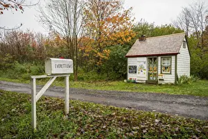 Canada, Nova Scotia, Digby, Maud Lewis House Replica built by Murray Ross, perfect