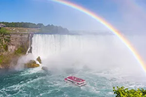 Canada, Ontario, Niagara Falls, Horseshoe Falls, Hornblower boat tour