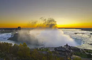 Images Dated 6th July 2012: Canada, Ontario, Niagara Falls, Horseshoe Falls
