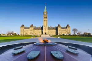 Images Dated 31st May 2012: Canada, Ontario, Ottawa, Canadian Parliament, Centre Block, Peace Tower and The Centennial