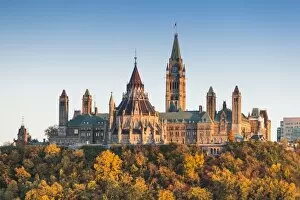 Images Dated 19th October 2016: Canada, Ontario, Ottowa, capital of Canada, Canadian Parliament Building, autumn, sunset