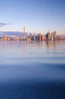 Canada, Ontario, Toronto, CN Tower and Downtown Skyline