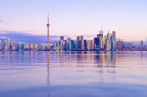 Canada, Ontario, Toronto, CN Tower and Downtown Skyline