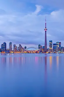 Canada, Ontario, Toronto, CN Tower and Downtown Skyline
