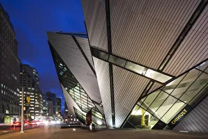 Canada, Ontario, Toronto, Royal Ontario Museum, The Crystal, Daniel Liebeskind, architect